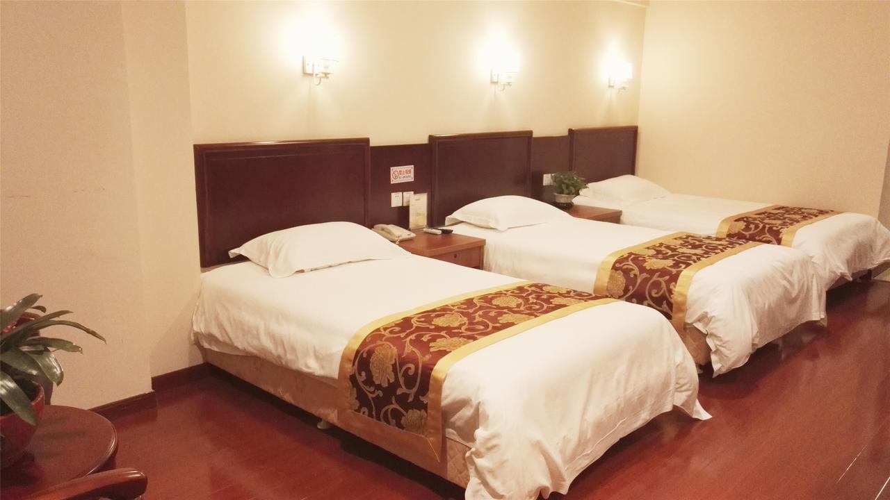 Greentree Inn Shandong Linxi Pingyi Mengyang Road Express Hotel Buitenkant foto