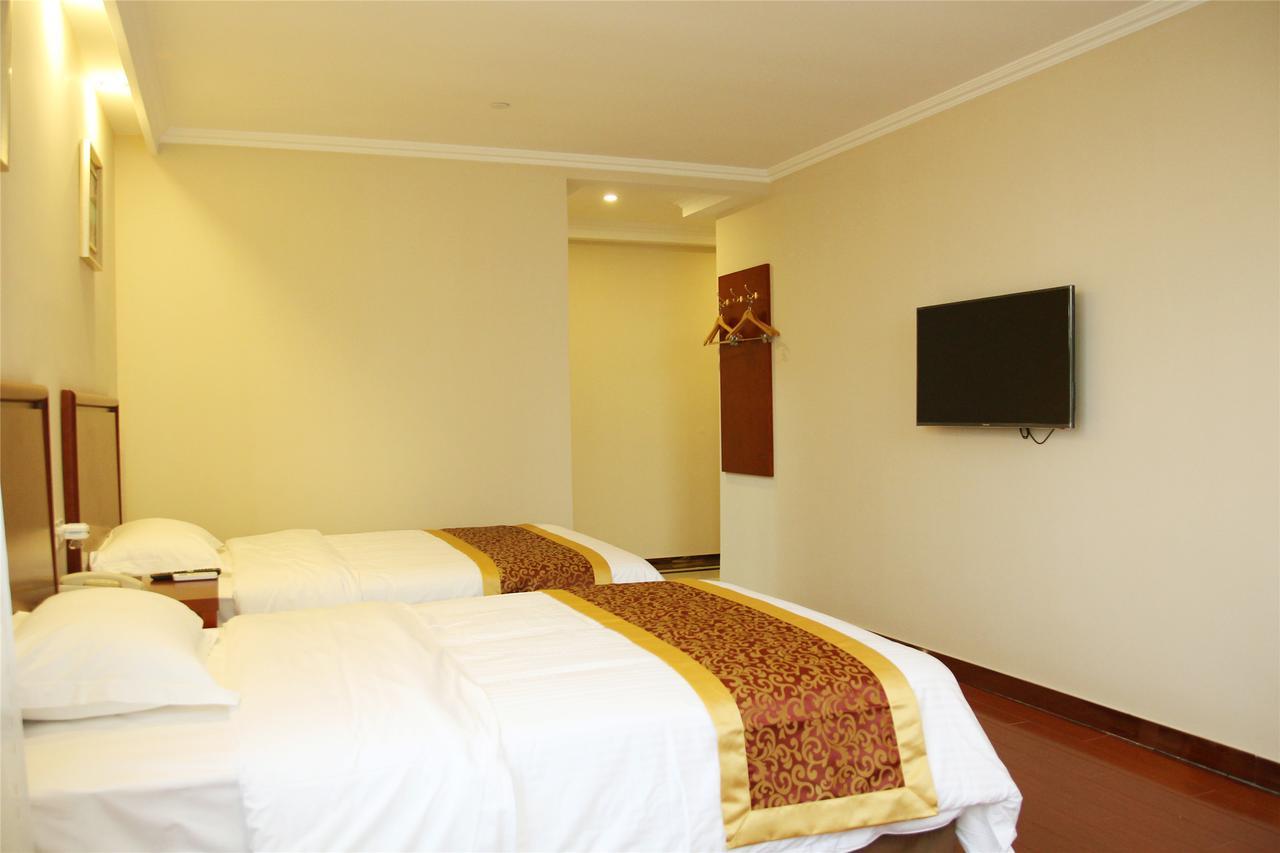 Greentree Inn Shandong Linxi Pingyi Mengyang Road Express Hotel Buitenkant foto